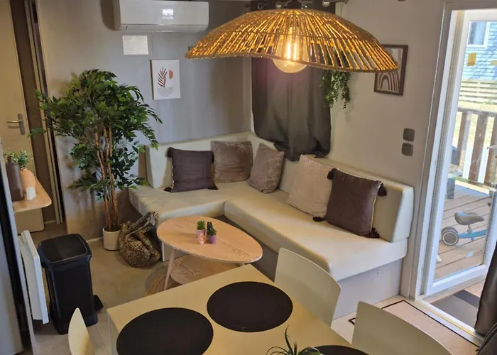Mobil-home 5 Etoiles Chalet *