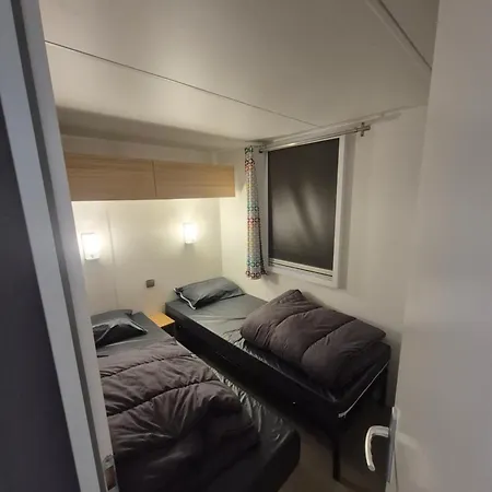 Mobil-home 5 Etoiles בקתה *