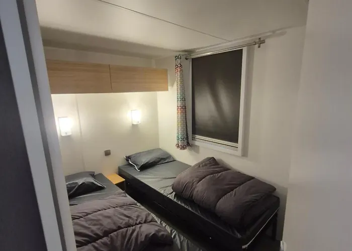 Mobil-home 5 Etoiles Chalet *
